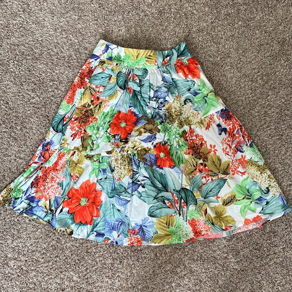 Zara basic collection floral skirt